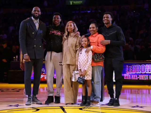 بیوگرافی لبرون جیمز خانواده لبران جیمز