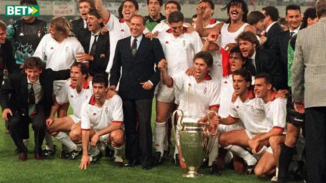 تاریخچه باشگاه میلان به همراه حقایق جذاب این باشگاه میلان سال 1990