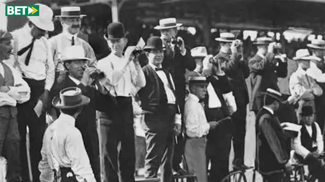 تاریخچه پیش بینی فوتبال