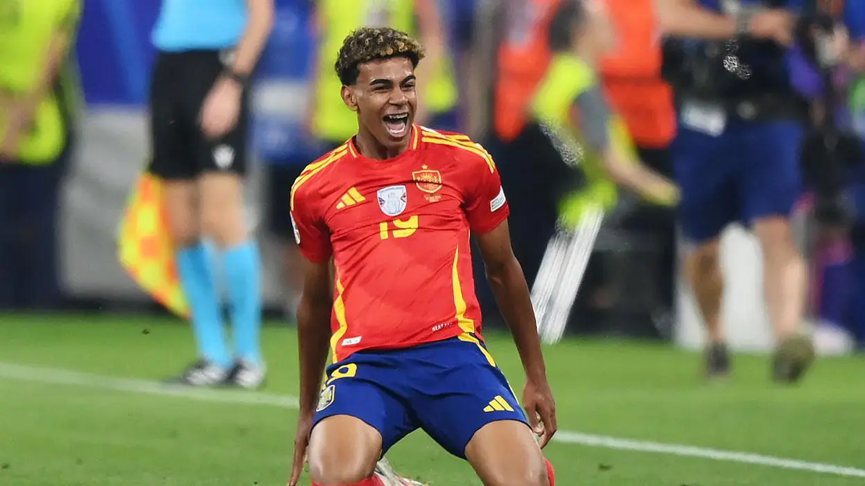 لامین یامال لامین یامال